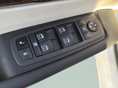 2024 Chrysler Pacifica Limited AWD | 7 Passenger