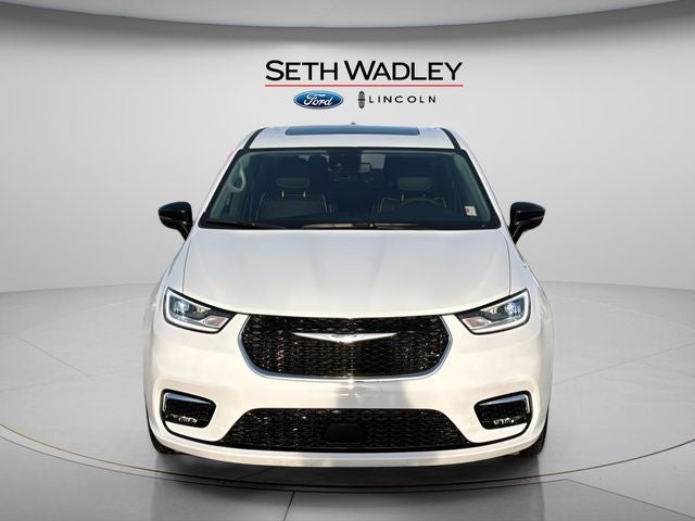 2024 Chrysler Pacifica Limited AWD | 7 Passenger