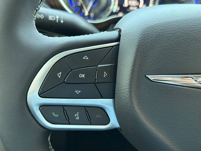 2024 Chrysler Pacifica Limited AWD | 7 Passenger
