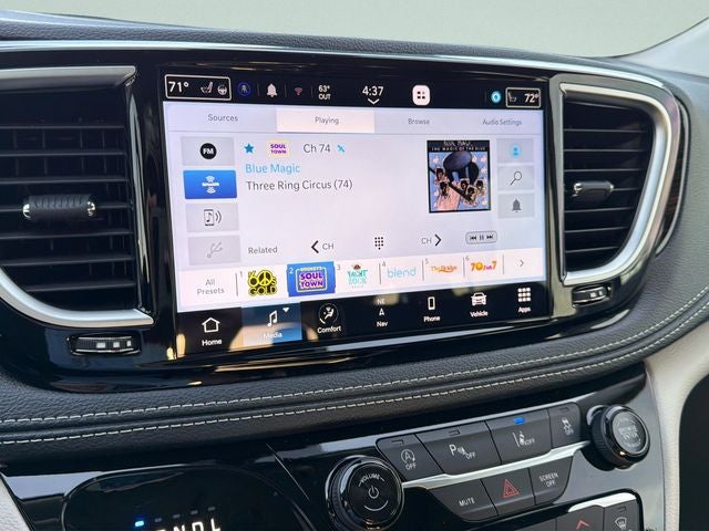 2024 Chrysler Pacifica Limited AWD | 7 Passenger