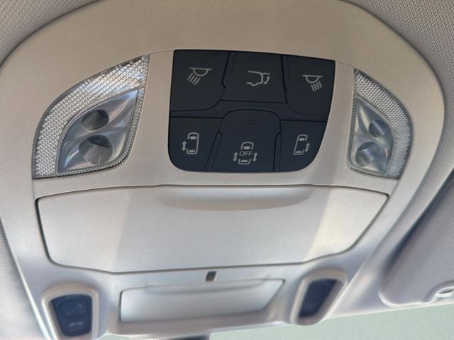 2024 Chrysler Pacifica Limited AWD | 7 Passenger