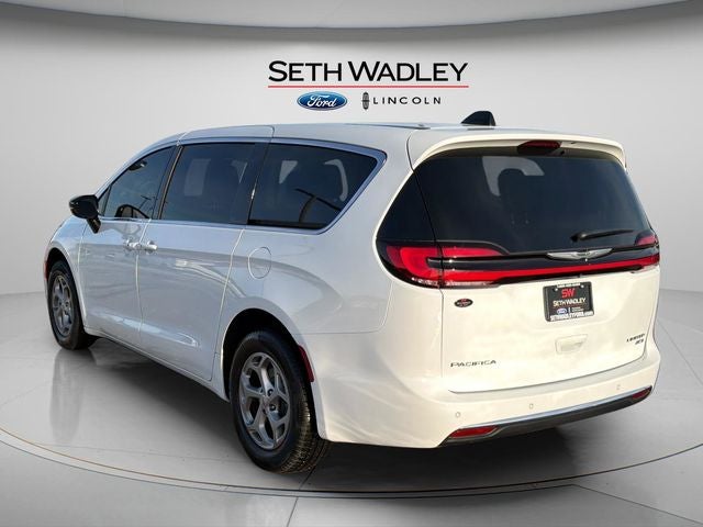 2024 Chrysler Pacifica Limited AWD | 7 Passenger
