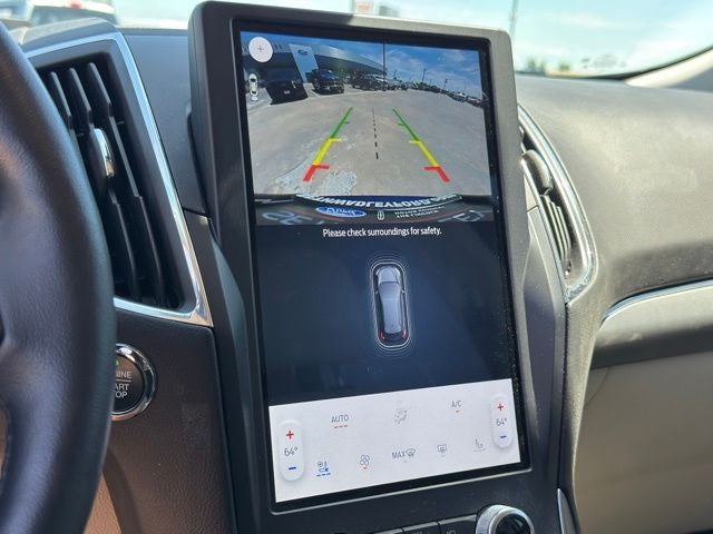 2023 Ford Edge Titanium