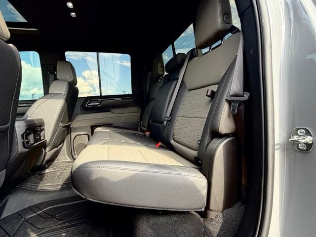2025 Chevrolet Silverado 2500HD ZR2