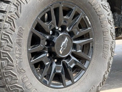 2025 Chevrolet Silverado 2500HD ZR2