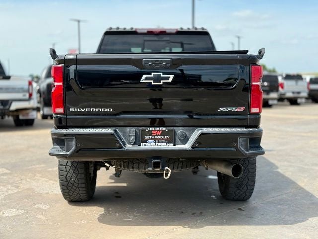 2025 Chevrolet Silverado 2500HD ZR2