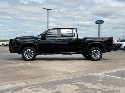 2022 Chevrolet Silverado 2500HD Custom