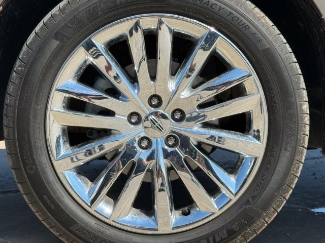 2012 Lincoln MKX Base