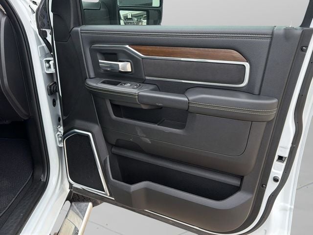 2024 RAM 3500 Laramie Towing Technology
