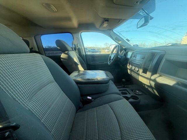 2012 RAM 3500 ST DRW | 4WD | 6.7L Cummins | ARMBED