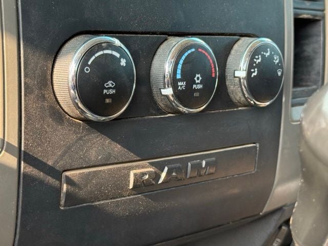 2011 RAM 3500 ST 6-Speed Manual