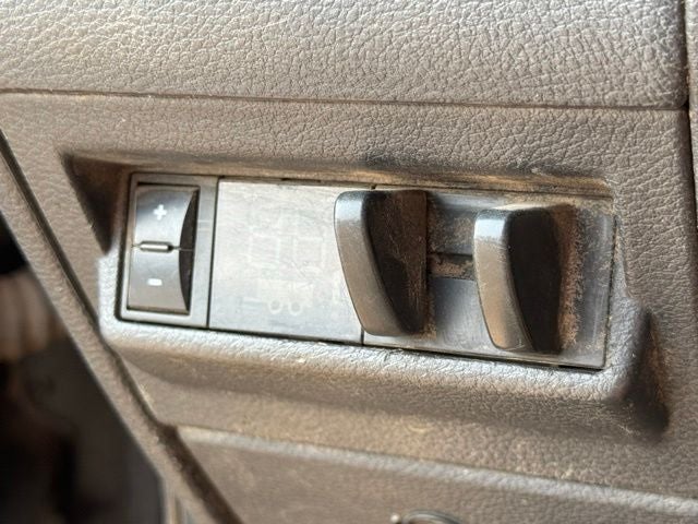 2011 RAM 3500 ST 6-Speed Manual