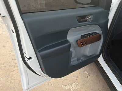 2022 Ford Maverick Lariat Hybrid