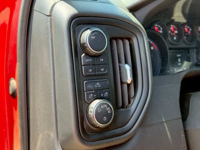 2022 Chevrolet Silverado 1500 Custom Trail Boss