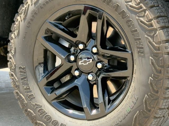 2024 Chevrolet Silverado 1500 Custom Trail Boss