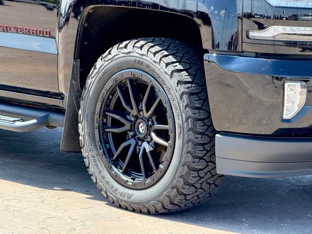2017 Chevrolet Silverado 1500 LTZ 2LZ Black out pkg