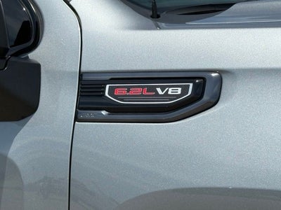 2024 GMC Sierra 1500 AT4 6.2L V8
