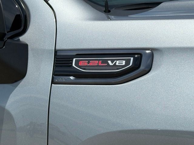 2024 GMC Sierra 1500 AT4 6.2L V8