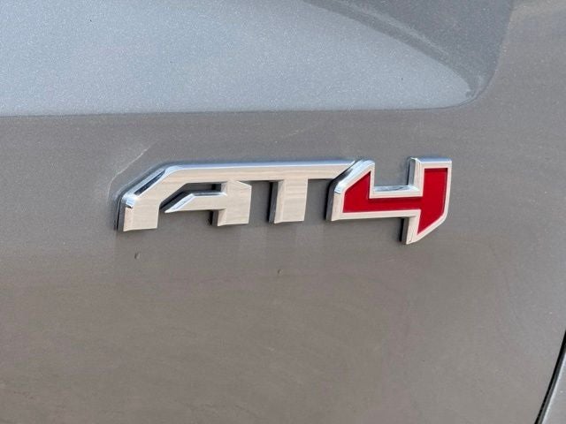 2024 GMC Sierra 1500 AT4 6.2L V8