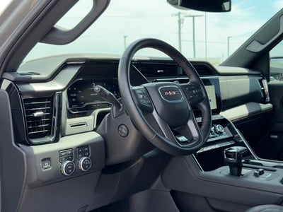 2024 GMC Sierra 1500 AT4 6.2L V8