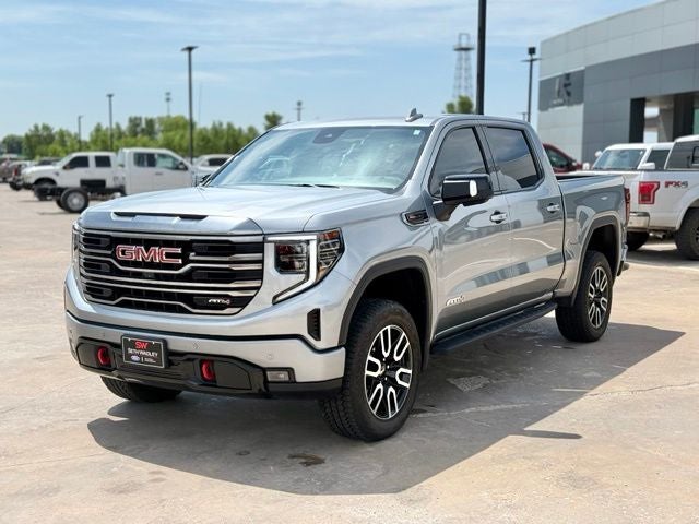 2024 GMC Sierra 1500 AT4 6.2L V8