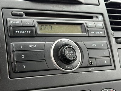 2011 Nissan Versa 1.8 S