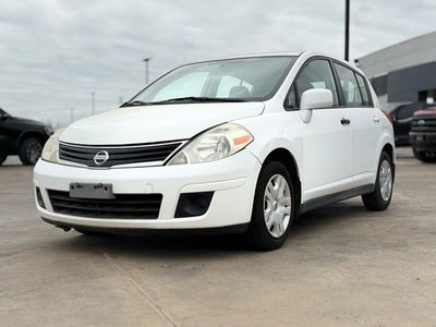 2011 Nissan Versa 1.8 S