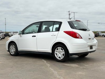 2011 Nissan Versa 1.8 S