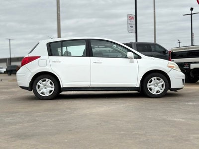 2011 Nissan Versa 1.8 S