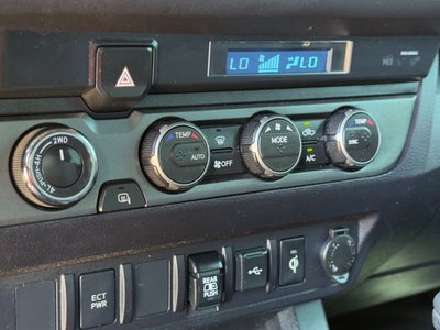 2022 Toyota Tacoma TRD Off-Road V6