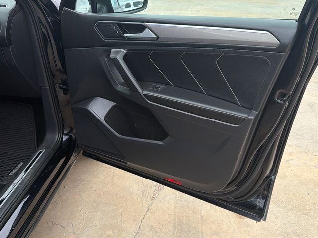 2022 Volkswagen Tiguan 2.0T SE R-Line Black AWD