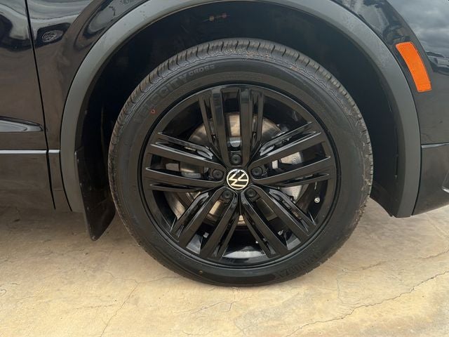 2022 Volkswagen Tiguan 2.0T SE R-Line Black AWD