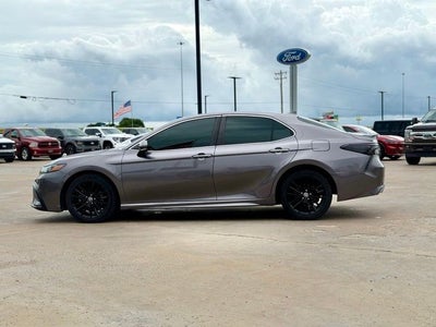 2022 Toyota Camry SE
