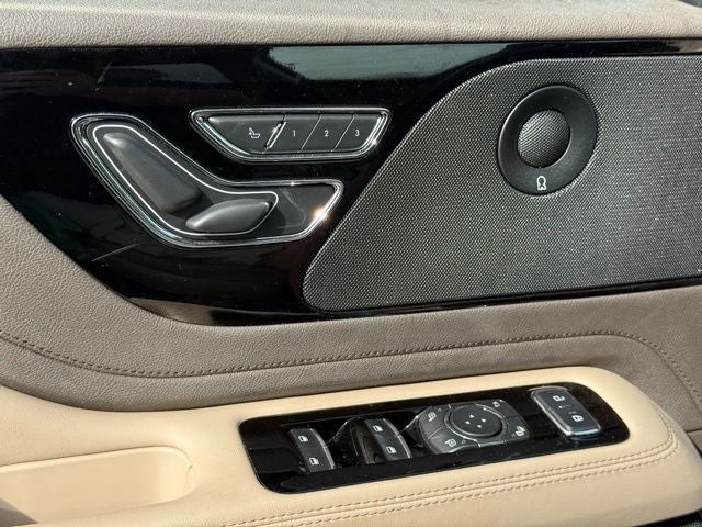 2022 Lincoln Aviator Reserve AWD | Elements Pkg