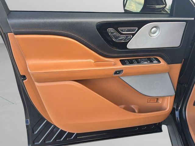 2021 Lincoln Aviator Black Label