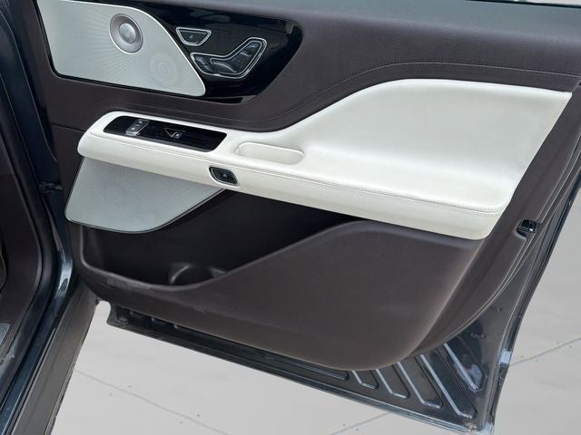 2020 Lincoln Aviator Black Label DYNAMIC HANDLING PKG.
