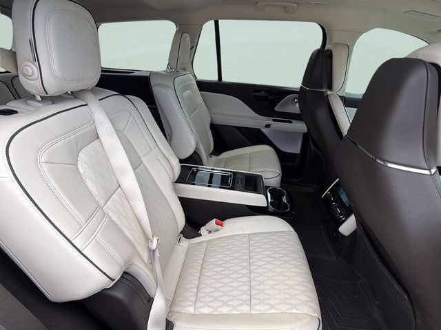 2020 Lincoln Aviator Black Label DYNAMIC HANDLING PKG.