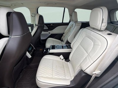 2020 Lincoln Aviator Black Label DYNAMIC HANDLING PKG.