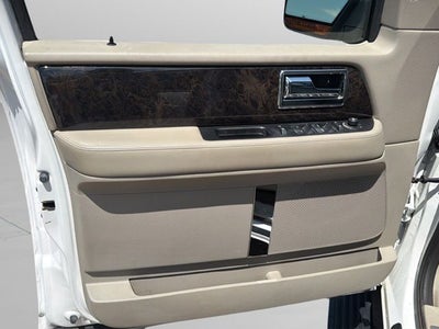 2017 Lincoln Navigator Select