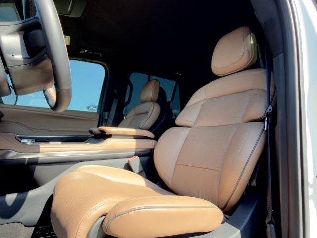 2025 Lincoln Navigator L Black Label