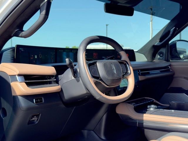 2025 Lincoln Navigator L Black Label