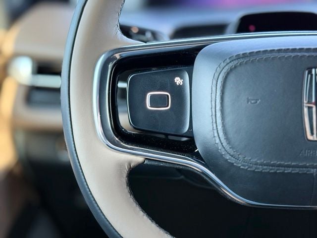 2025 Lincoln Navigator L Black Label