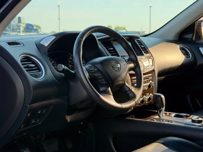2015 Nissan Pathfinder SL