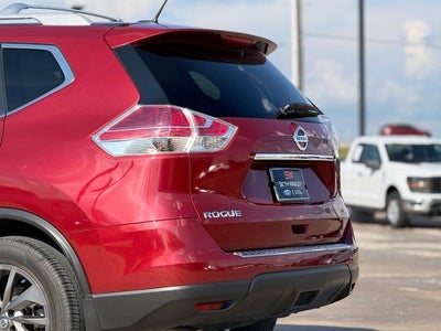 2016 Nissan Rogue SL ONE OWNER | ONLY 12K MILES