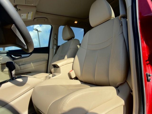 2016 Nissan Rogue SL ONE OWNER | ONLY 12K MILES