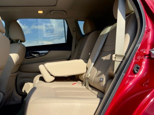2016 Nissan Rogue SL ONE OWNER | ONLY 12K MILES