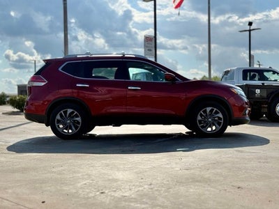 2016 Nissan Rogue SL ONE OWNER | ONLY 12K MILES