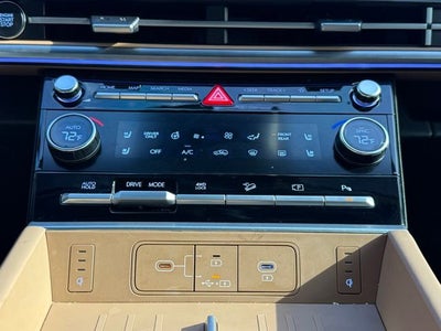 2026 Hyundai Santa Fe Hybrid Calligraphy AWD | 7 Passenger