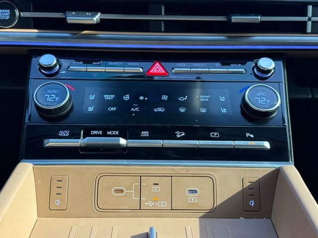 2026 Hyundai Santa Fe Hybrid Calligraphy AWD | 7 Passenger