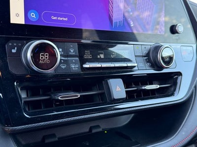 2023 Toyota Highlander L 7 Passenger | Turbocharged